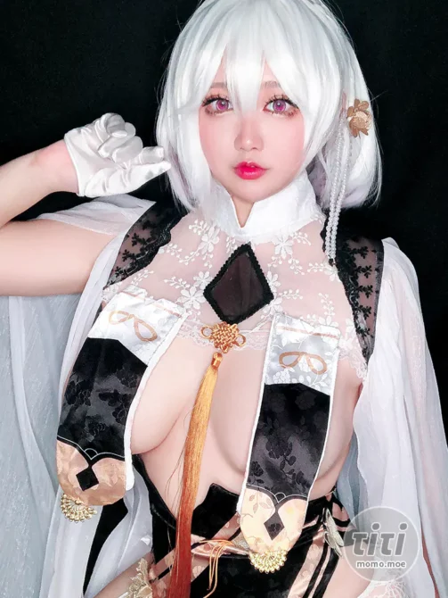 椒妮佐仁 巨乳姐姐5套写真合集 持续更新