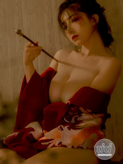 樱晚gigi – NO.01 惊鸿 [23P-245MB]