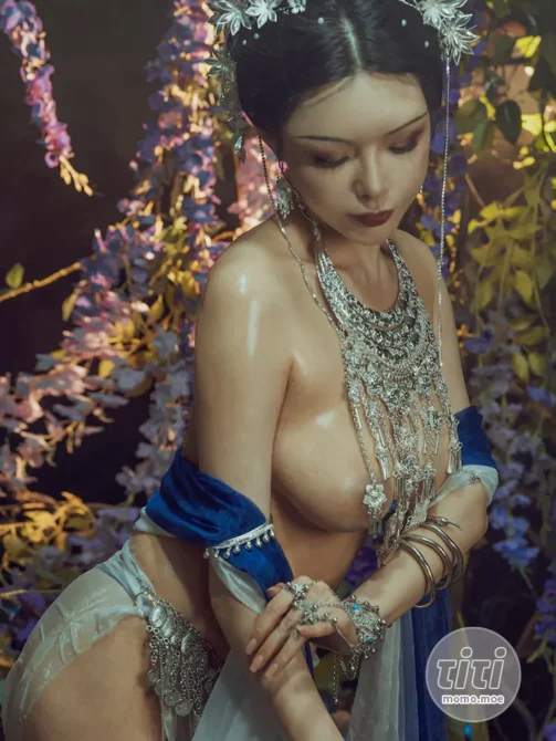 秋和柯基 – NO.65 紫 [40p1v-118MB]