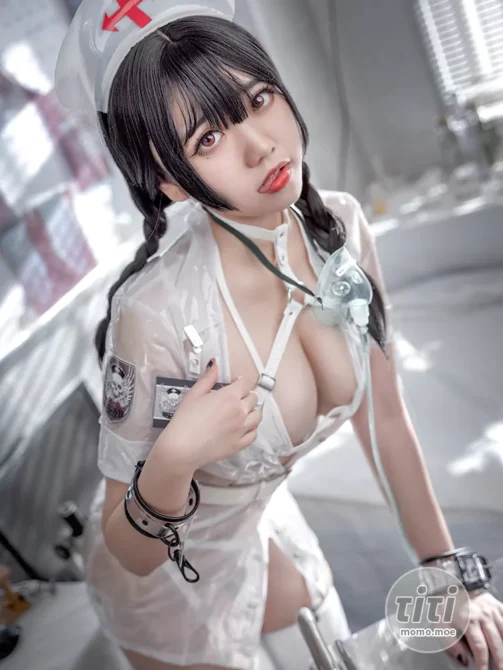 啊日日_Ganlory – NO.017 未来白色护士 [52P-193MB]