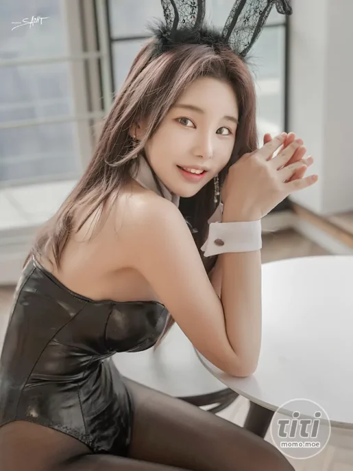 Zzyuri (쮸리) – NO.012 [SAINT Photolife] Vol.1 – 1 Year Anniversary [51P-240MB]