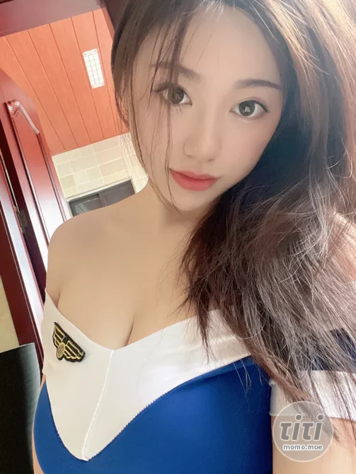 奶宝妹纸 – NO.008 制服白丝 [12P+12V-161M]