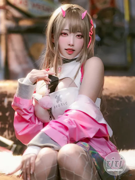 宮本桜 – NO.007 毒蛇 [34P-288M]