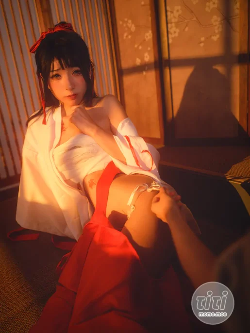 特软儿Sona 3套COS套图合集 持续更新