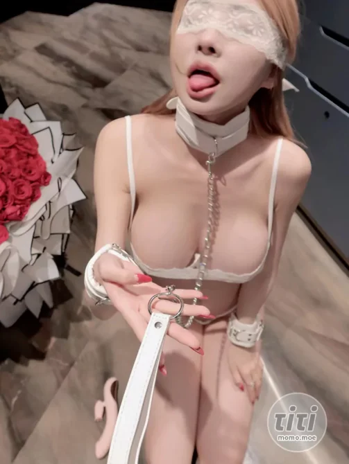 脸红Dearie – NO.053 白色蝴蝶 [28P-63M]