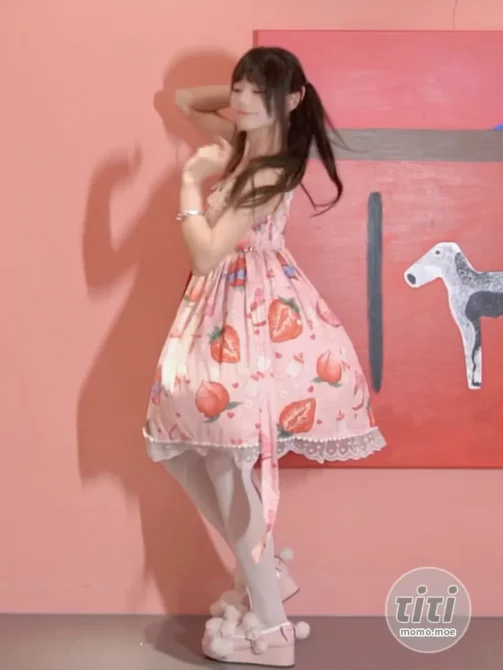 黏黏团子兔 – NO.045 (咬一口兔娘) T3专属舞蹈 再见偷花人 [1V-142MB]