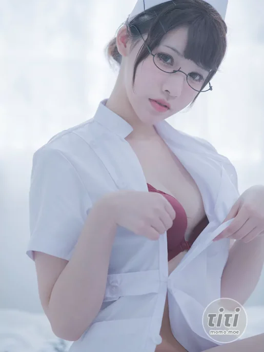 你十七鸽 – 3套写真合集 持续更新