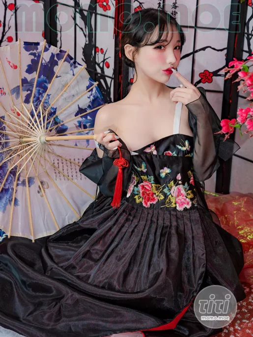 [PUSSY LET] – NO.028 Vol.42 – Candy No.7 [70P-786MB]