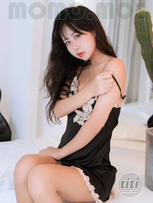 萌芽儿o0 – NO.36 小D睡衣 [12P-22MB]