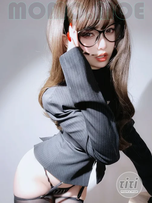 女主K – NO.040 秘书の丝袜 [93P+2V-609MB]