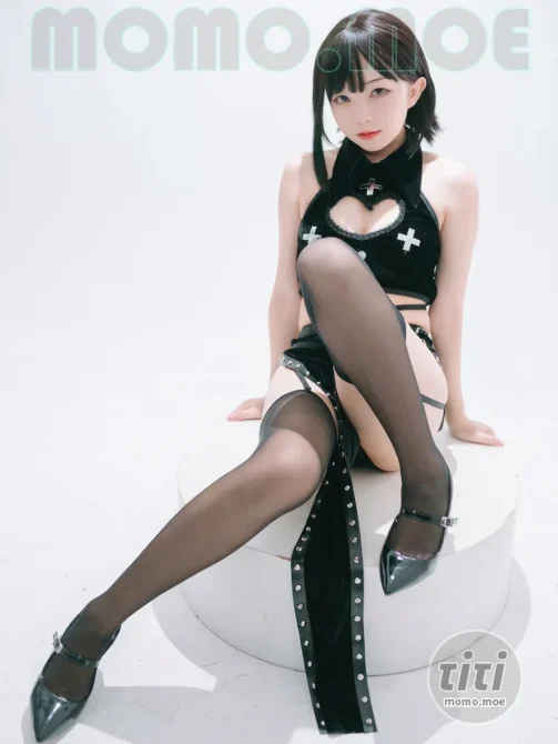 花铃 – NO.038 吊带袜修女 [71P-260MB]