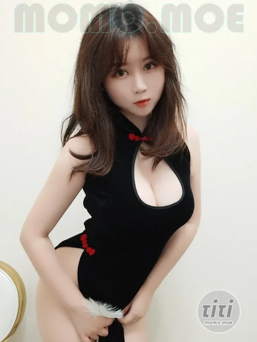 是依酱呀（是依酱吖） – NO.079 黑色旗袍 [25P-50M]