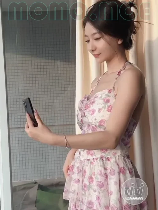 熊小诺 – NO.006 重金定制露脸 [2V-390MB]