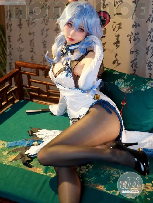 屑雪雪鸭 – NO.001 甘雨青花瓷 [50P-231M]