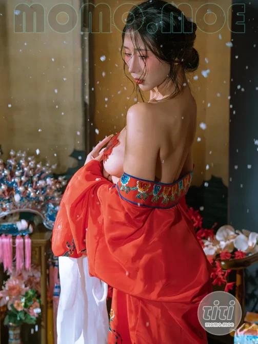 云溪溪 – NO.106 奶桃桃 优伶 [90P-1.15GB]