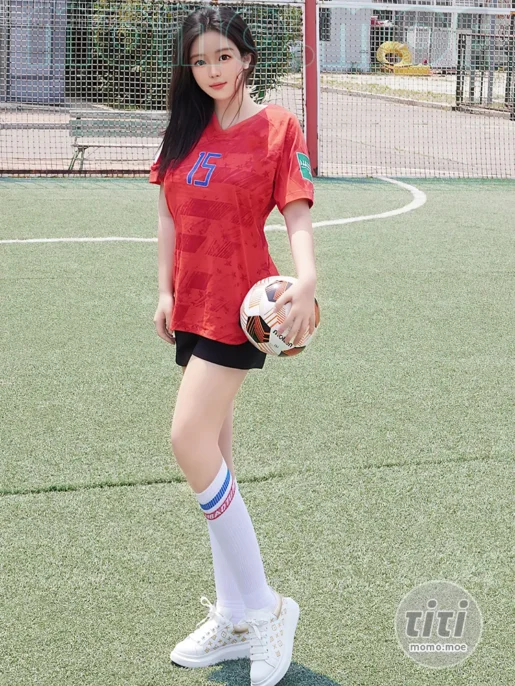 小薯条 – NO.006 足球教练的特殊训练 [88P-939MB]