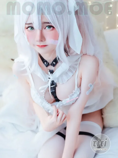 Sally Dorasnow – NO.098 Hatsune [43P-377MB]