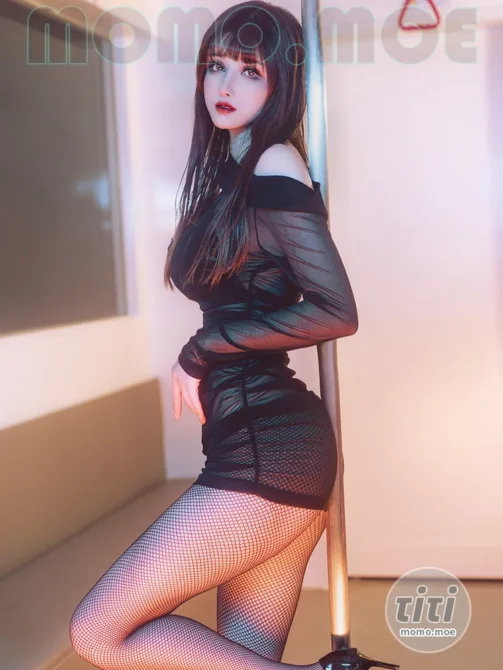 鹿八岁 – NO.069 地铁の调教 [94P+2V-2.65GB]