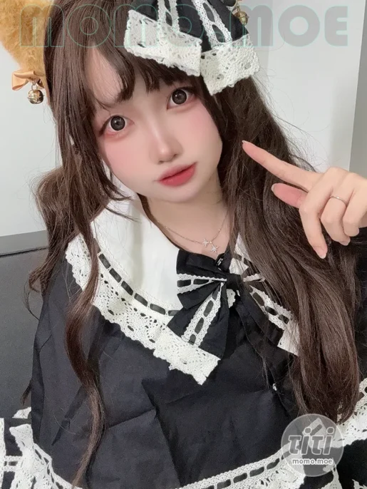 洛桑w伊梓 – NO.016 专属猫猫衬衫 [45P-232MB]