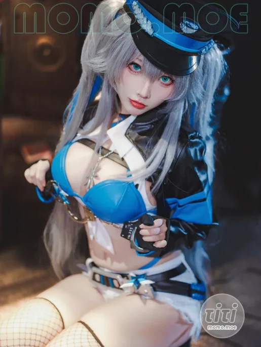 宮本桜 – NO.024 交错战线 刃齿 女警 [22P-380M]