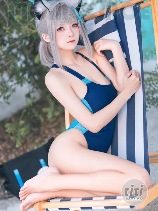 九柒喵 – NO.041 蔚蓝档案 砂狼白子泳装 [34P-454M]